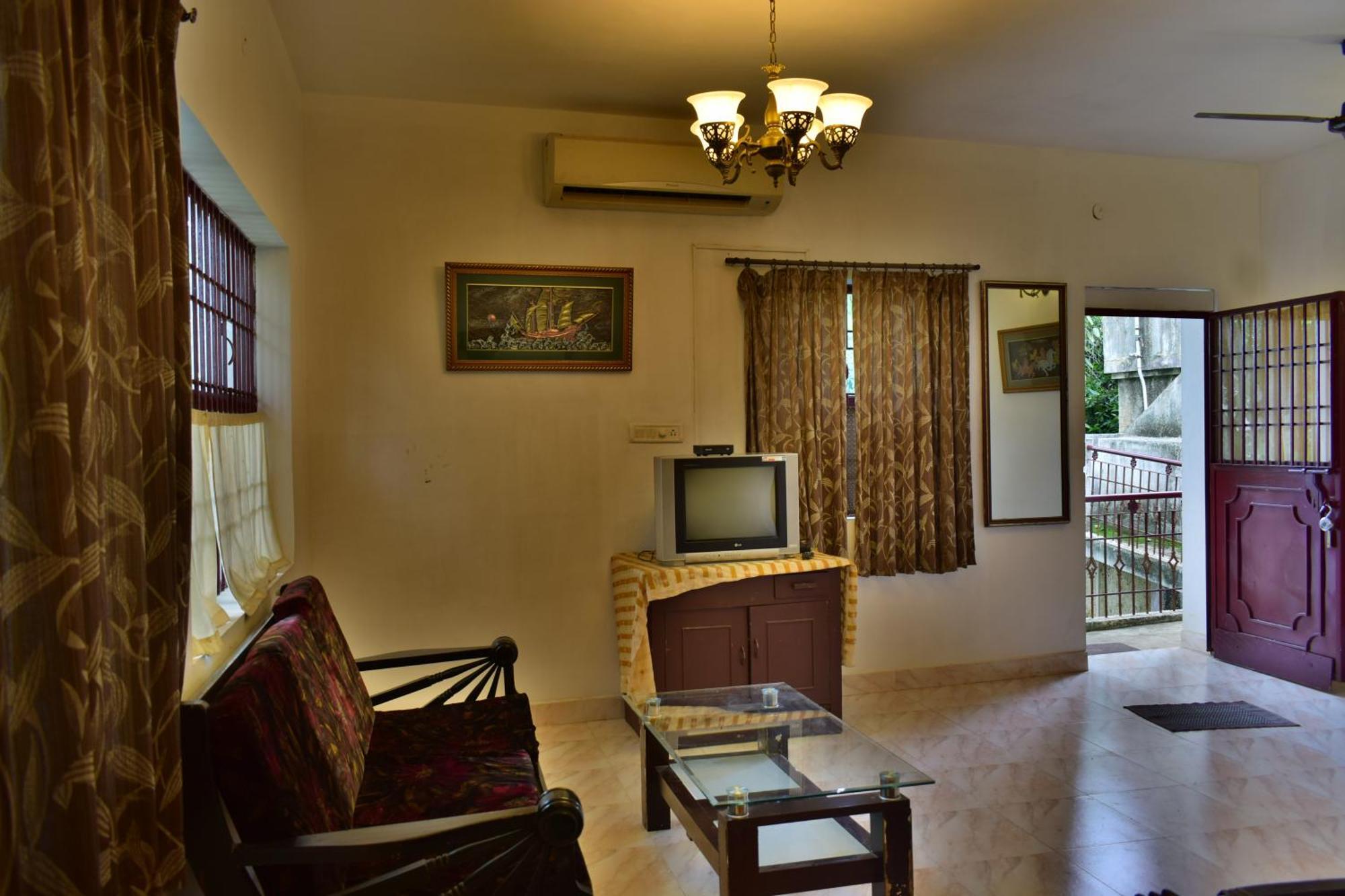 Silent Waters Resorts Yelagiri Exterior foto